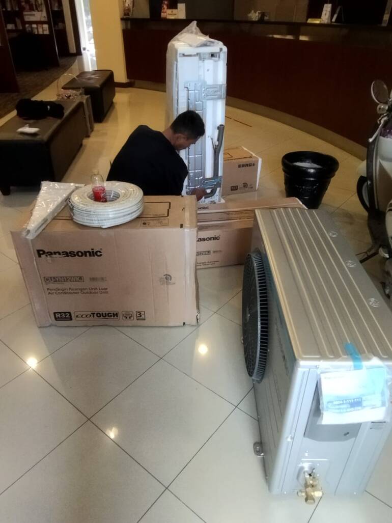 AC Komersial